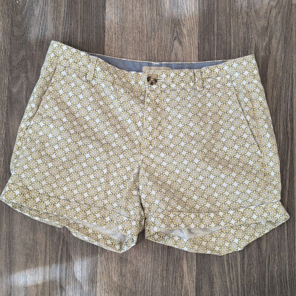 Banana Republic Chino Shorts Yellow White Geometric Women's Size 6 Cotton